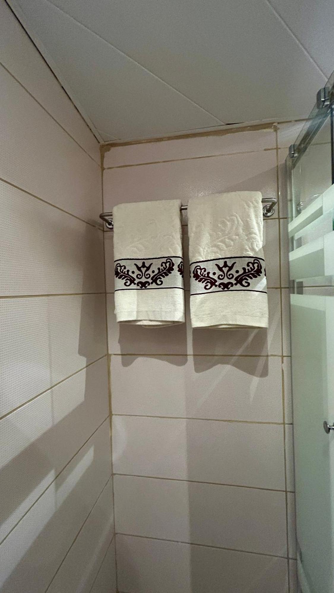 ג'אראש Celestia Boutique Inn - Boutique Stay Overlooking Jerash Ruins חדר תמונה