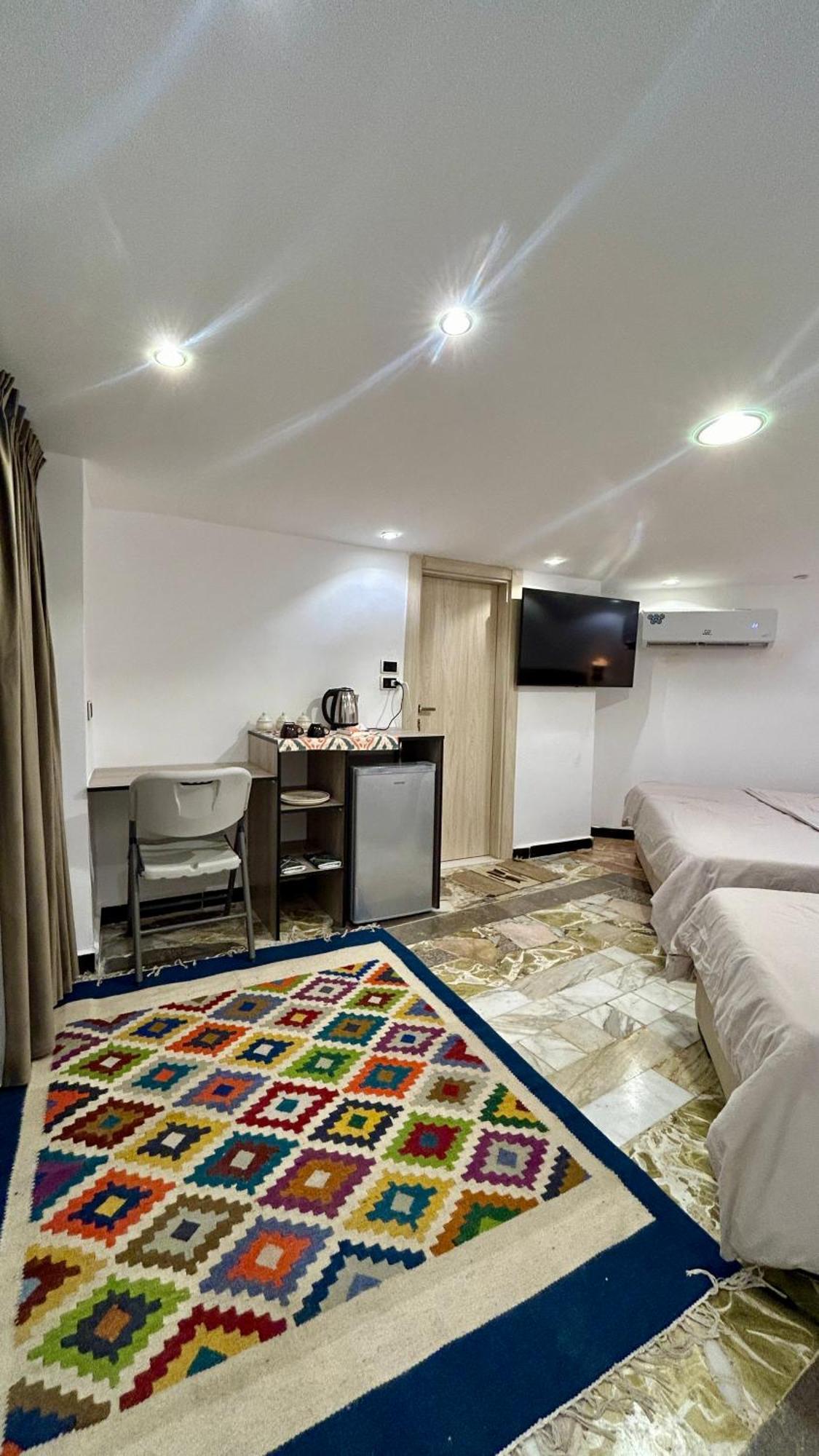 ג'אראש Celestia Boutique Inn - Boutique Stay Overlooking Jerash Ruins חדר תמונה