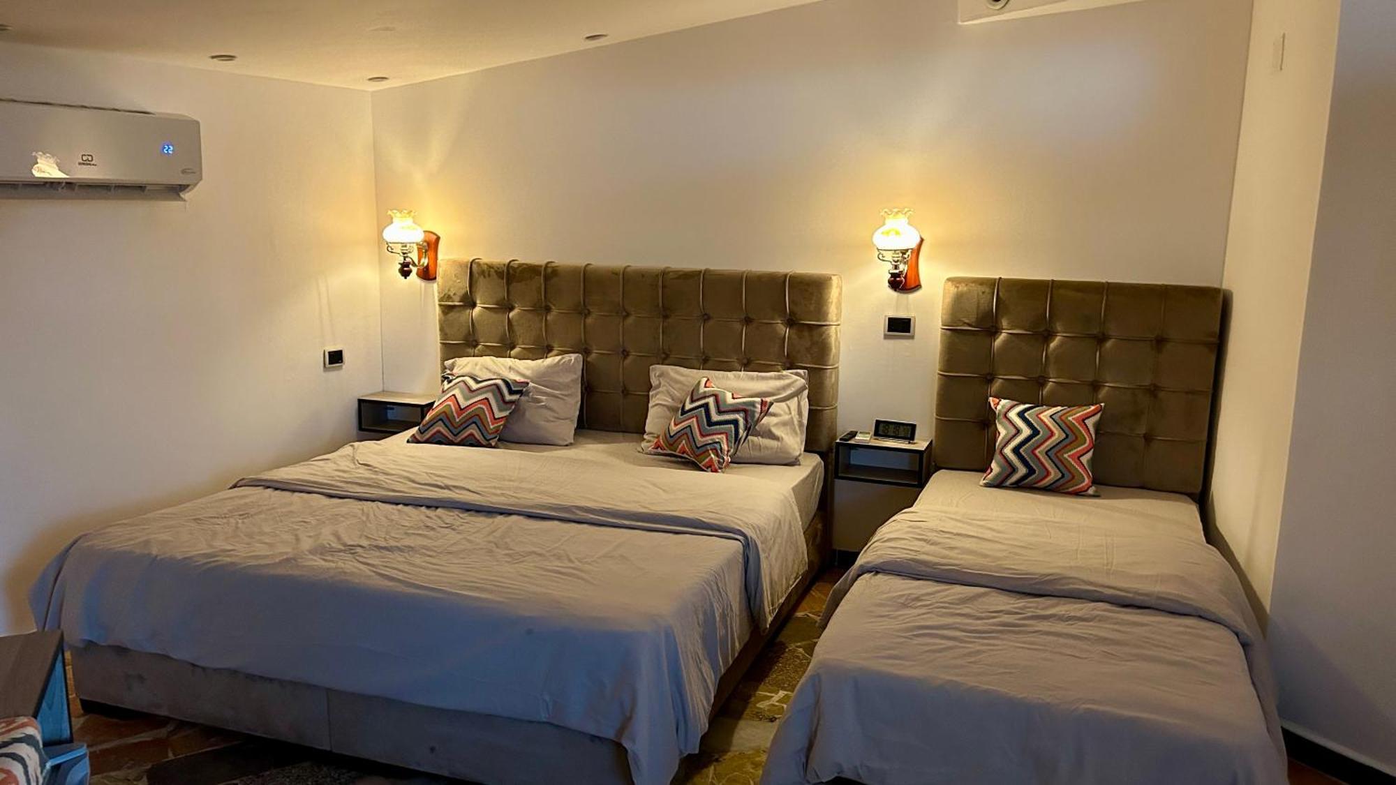 ג'אראש Celestia Boutique Inn - Boutique Stay Overlooking Jerash Ruins חדר תמונה