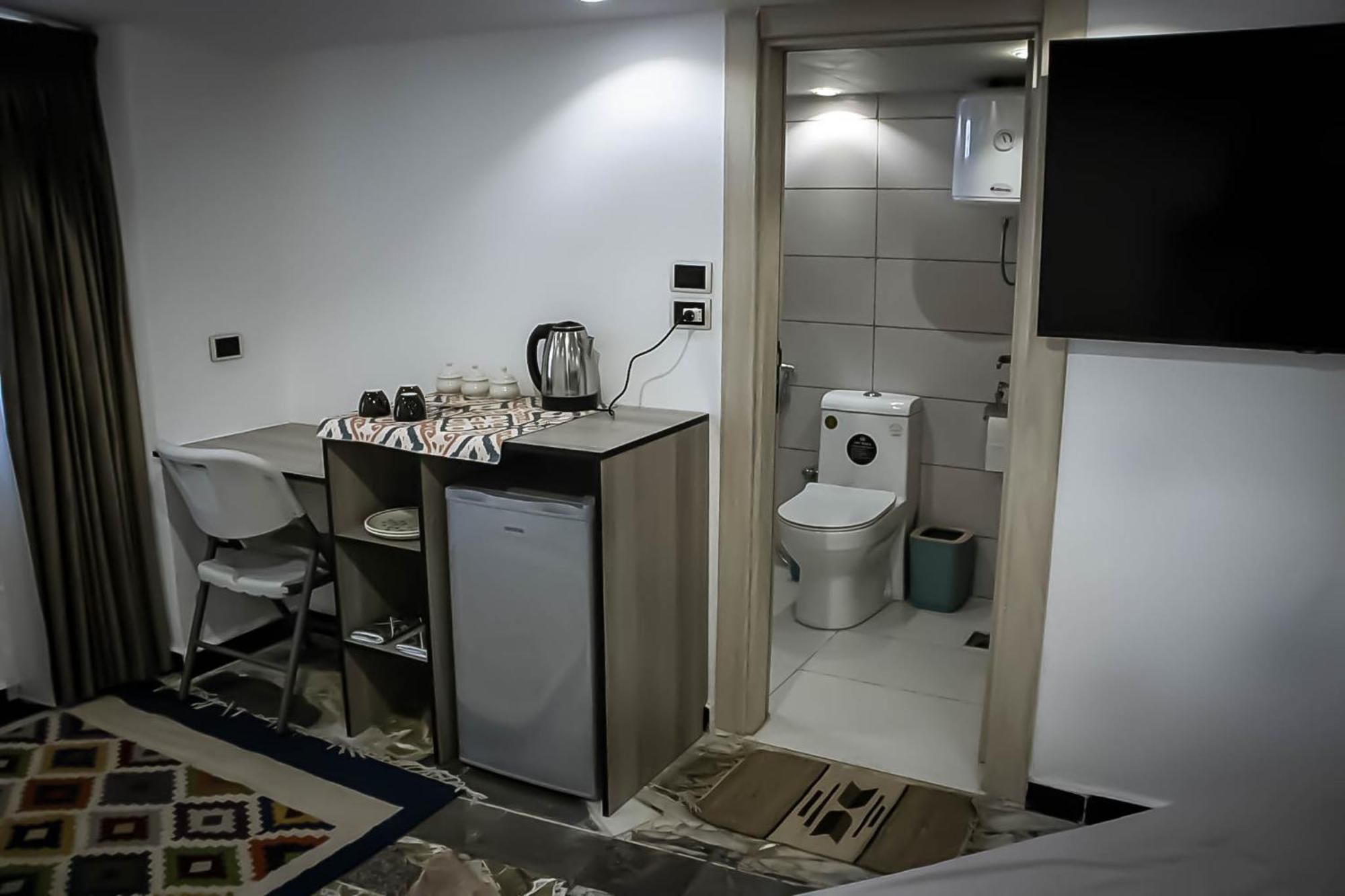 ג'אראש Celestia Boutique Inn - Boutique Stay Overlooking Jerash Ruins חדר תמונה